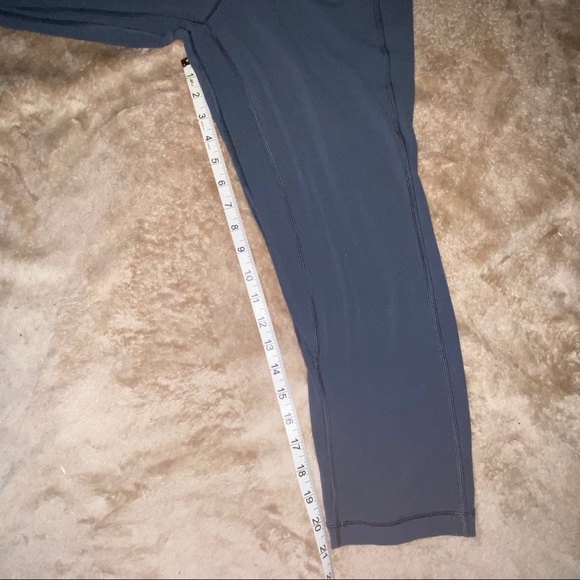 Lululemon pushing limits leggings - Picture 6 of 12